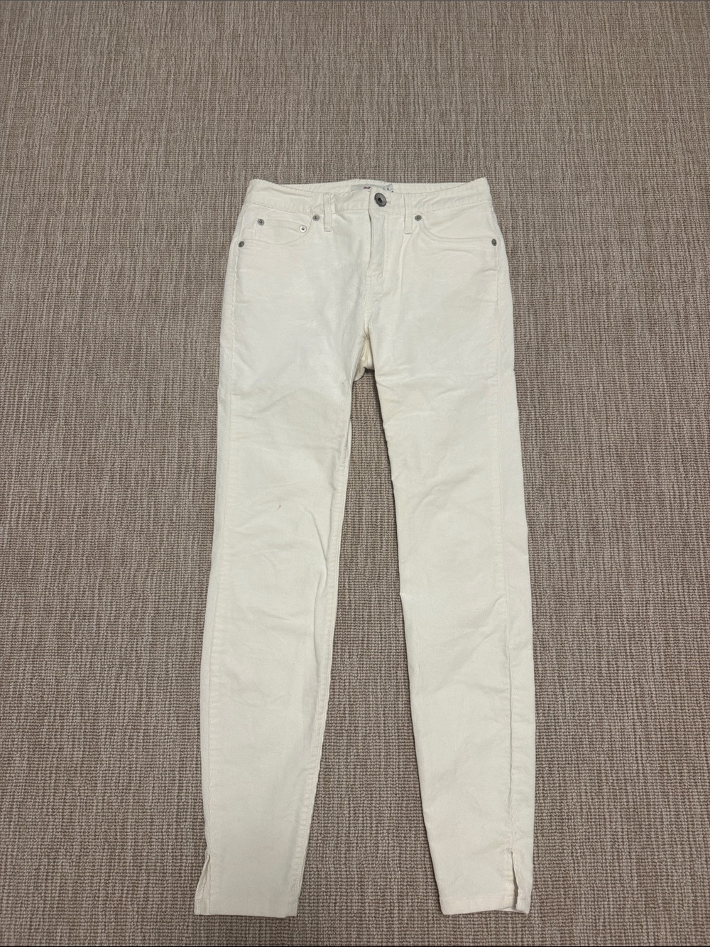 Vineyard Vines Off-White Skinny Corduroys